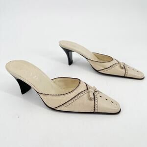 Vintage Prada Beige Neutral Leather Bow Pointed Toe Slide Mules Heels IT 36